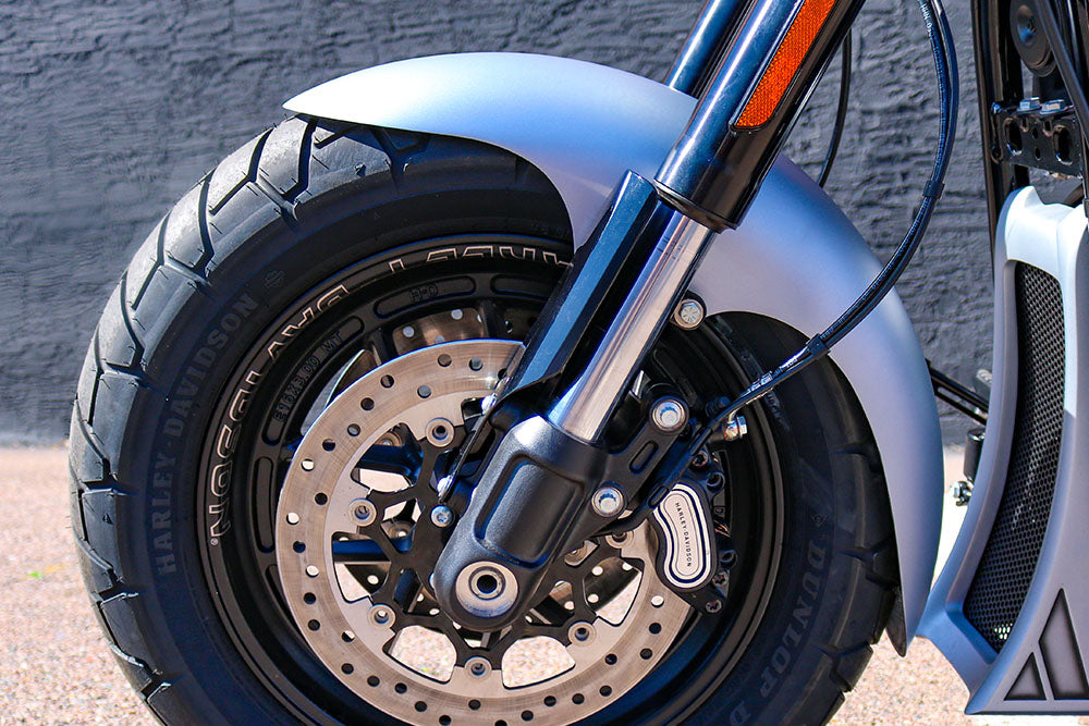SUPER-LITE CAFE FRONT FENDER KIT 18-PRESENT M8 FAT BOB® (Includes inverted fork adapter)
