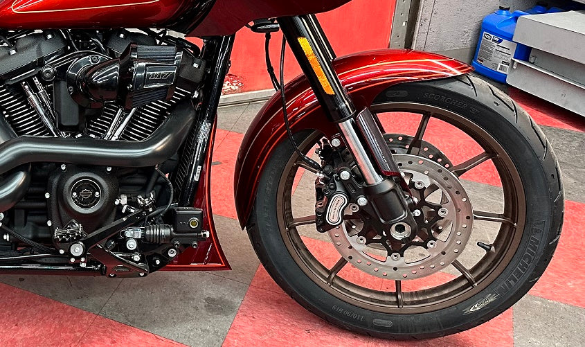 LOW RIDER-S & ST CUSTOM FRONT FENDER ADAPTER KIT (FOR OEM WHEELS & TIRES)