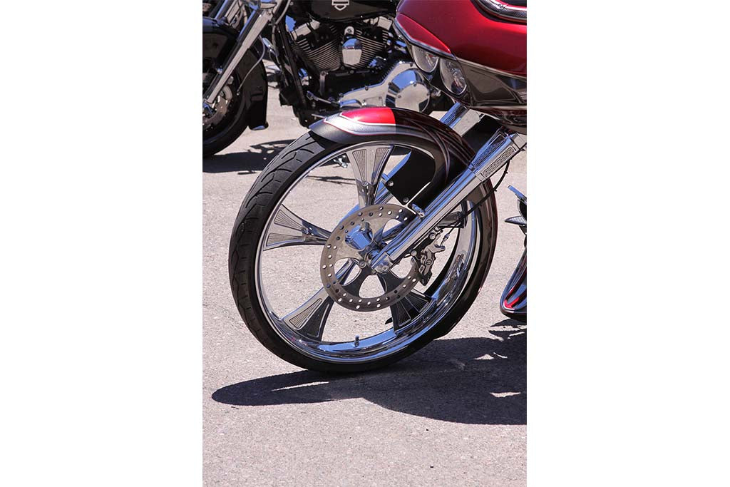 REAL STEEL “DEI” FRONT FENDERS FOR 21″ | 23″ | 26″ WHEELS. Fits 13-Earlier & 2014-Present Touring