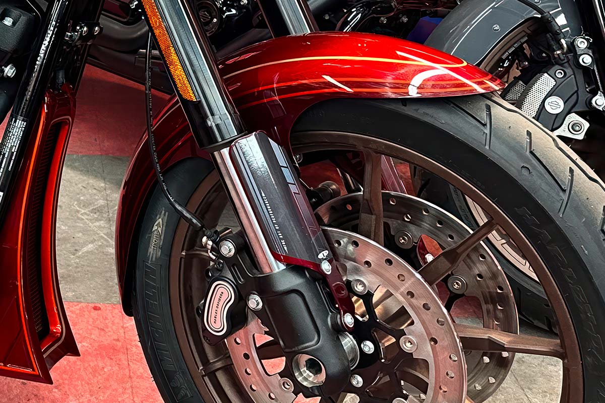 REAL STEEL CAFE FRONT FENDER KIT FOR 18-PRESENT LOW RIDER®-S & ST (Includes inverted fork adapters)