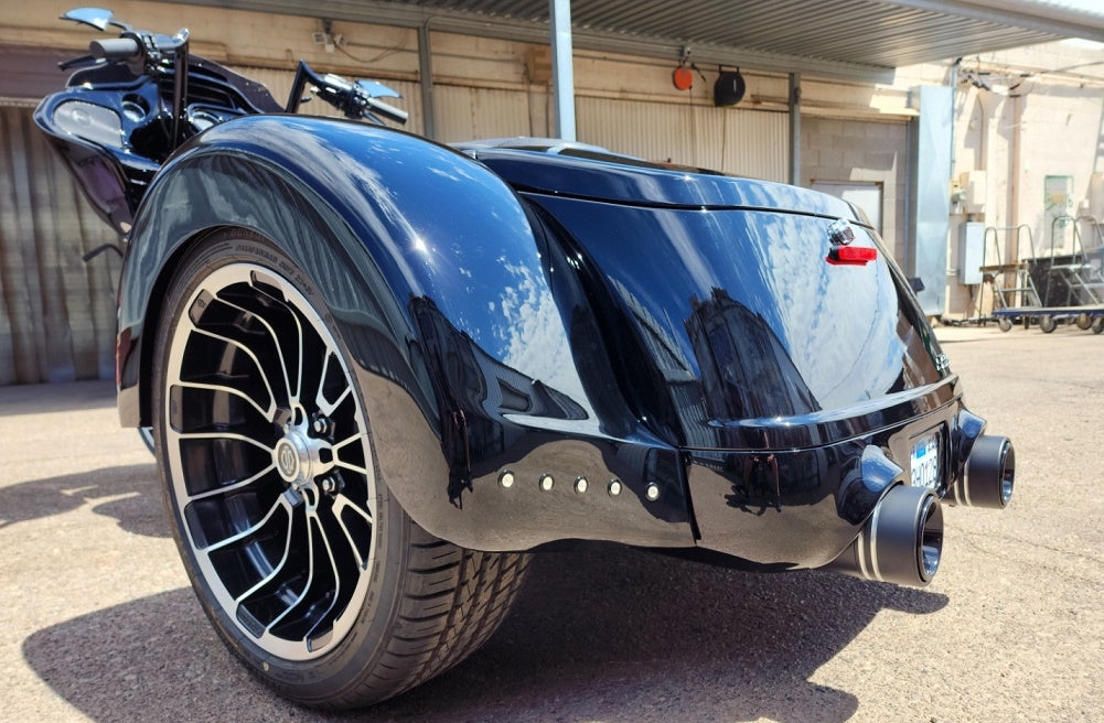 PRO STREET REAR END KITS FOR FREEWHEELER® & ROAD GLIDE 3®