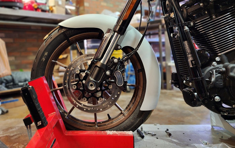 SUPER-LITE "SPORT" FRONT FENDER KIT 19" FOR 2018-PRESENT LOW RIDER®-S & ST (Includes inverted fork adapter)