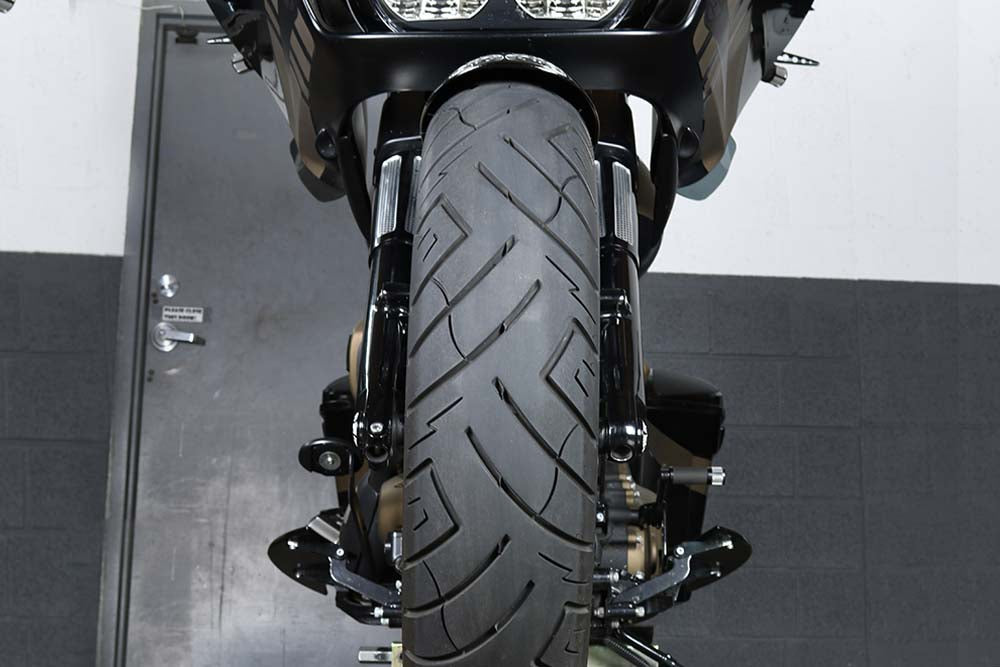 Shinko SRT 777 HD Performance Front Tire