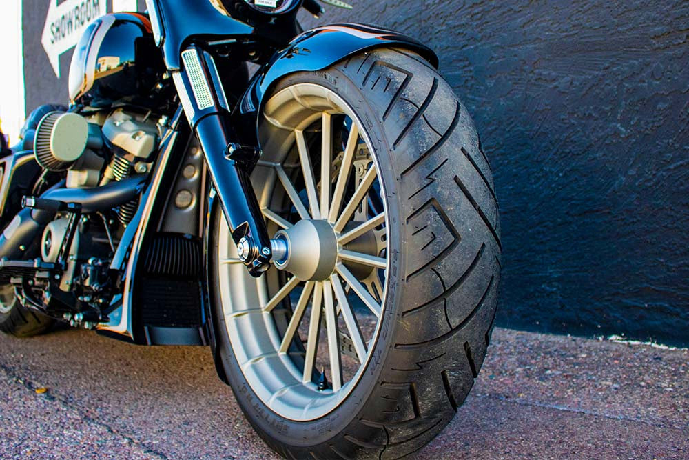 Shinko SRT 777 HD Performance Front Tire