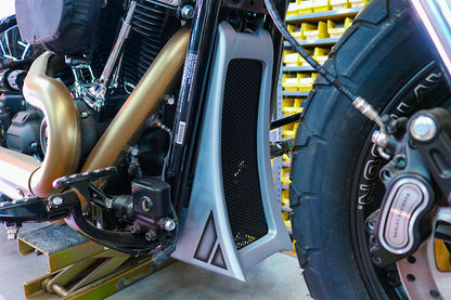 BLACK STASH CHIN SPOILER FOR M8 SOFTAILS®