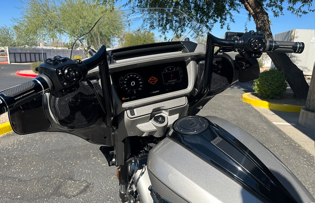 MONKEY BAGGER BARS  (2023-Present CVO Street Glide and 2024-Present Street Glide and CVO Street Glide)