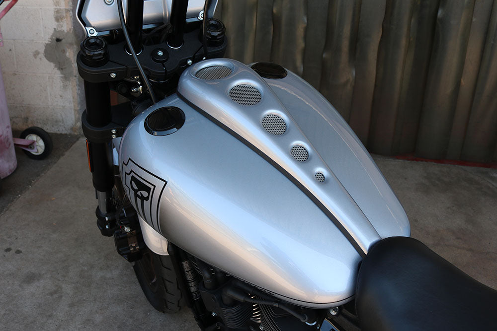 DIMPLE DIE CUSTOM DASH KIT For M8 Softails®