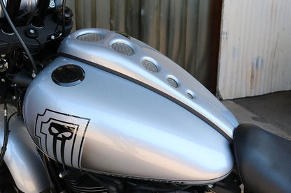 DIMPLE DIE CUSTOM DASH KIT For M8 Softails®