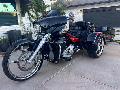 Harley-Davidson / Paul Yaffe 2022 Full Custom Chopper, Tri Glide with Bagger Nation 26" wheel, 20" matching rear wheels and full custom body! Also includes color matched Trailer!