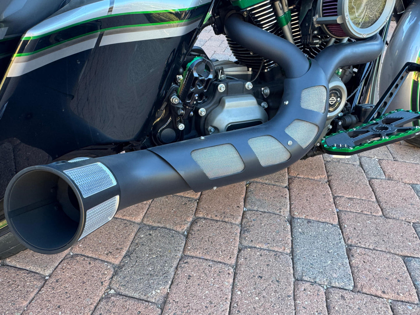 "Mean Green Machine" 2020 Yaffe Full Custom SRT Road Glide