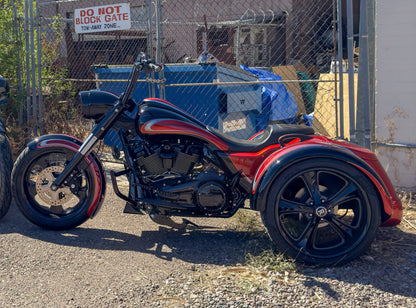 Harley-Davidson / Paul Yaffe 2022 Full Custom Freewheeler with Bagger Nation SRT Wide Performance Tire Kit & Matching Bushtec Trailer