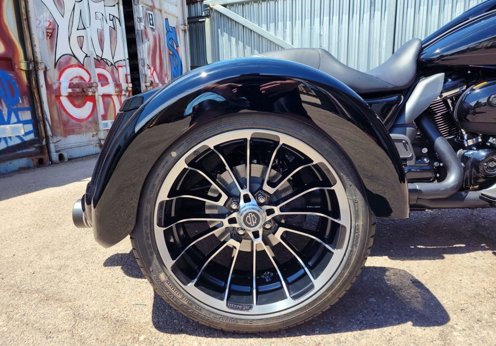 PRO STREET REAR END KITS FOR FREEWHEELER® & ROAD GLIDE 3®