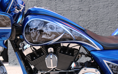 THE RAZORBACK™ STRETCHED TANK KITS     For 2008*- Present Touring & Trikes!