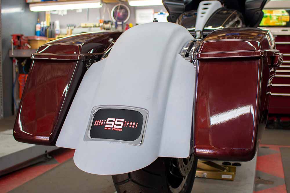 SHORT SPORT "SS" REAR FENDER FOR 2014-PRESENT "RUSHMORE" TOURING WITH FACTORY BAGS