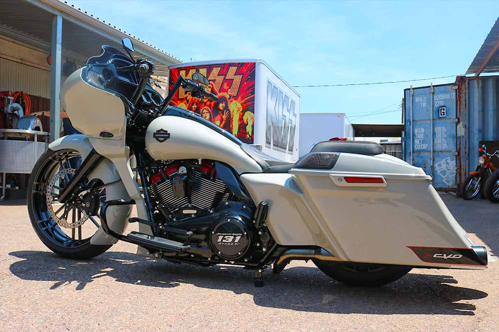 SWOOP STRETCHED SADDLEBAGS (2014-Present Touring) WITH BUILT-IN SKID BLOCKS!