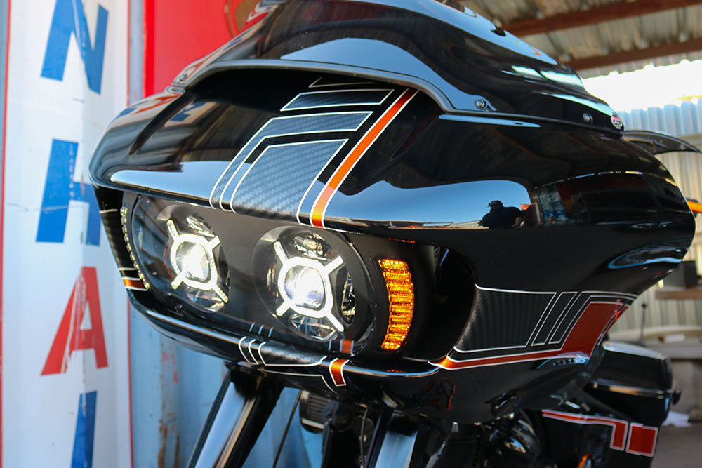 TRACERS TURN SIGNAL BEZELS For 2015-Present Road Glides & Road Glide 3