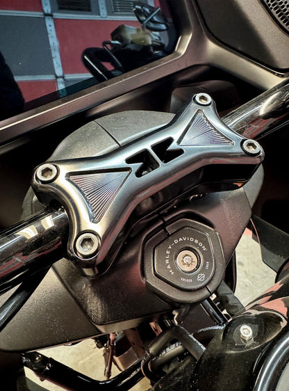 Dog Bone Super Riser Clamp