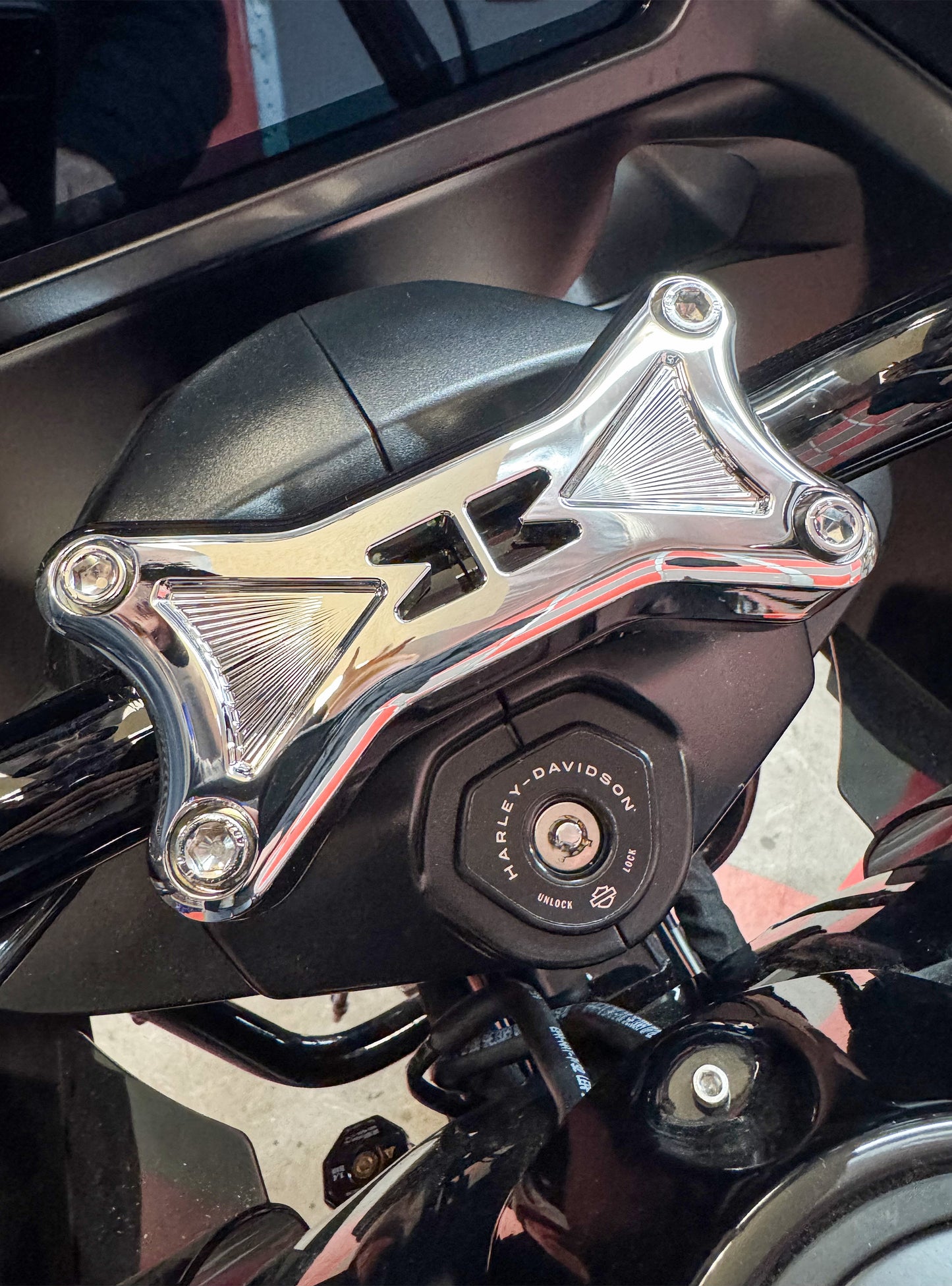 Dog Bone Super Riser Clamp